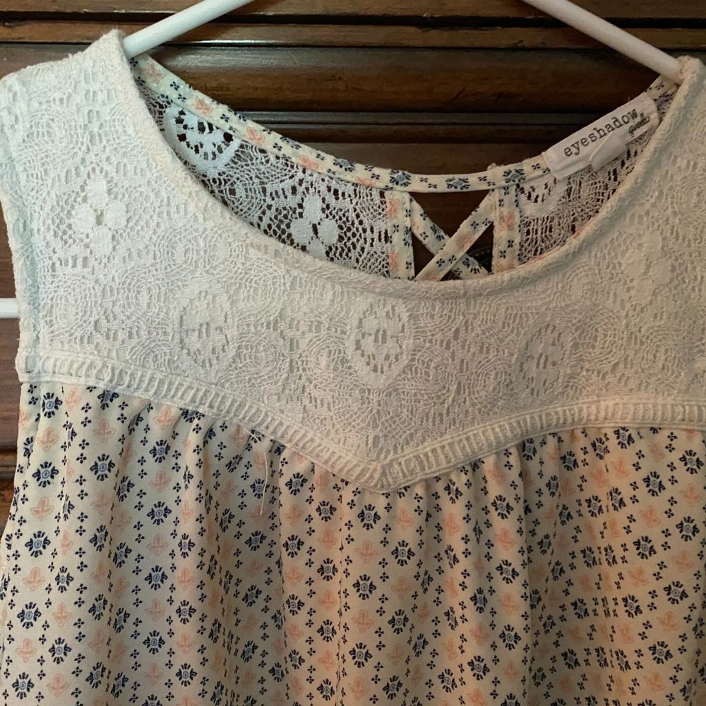 GIRL'S DRESS - Picture 2 of 3